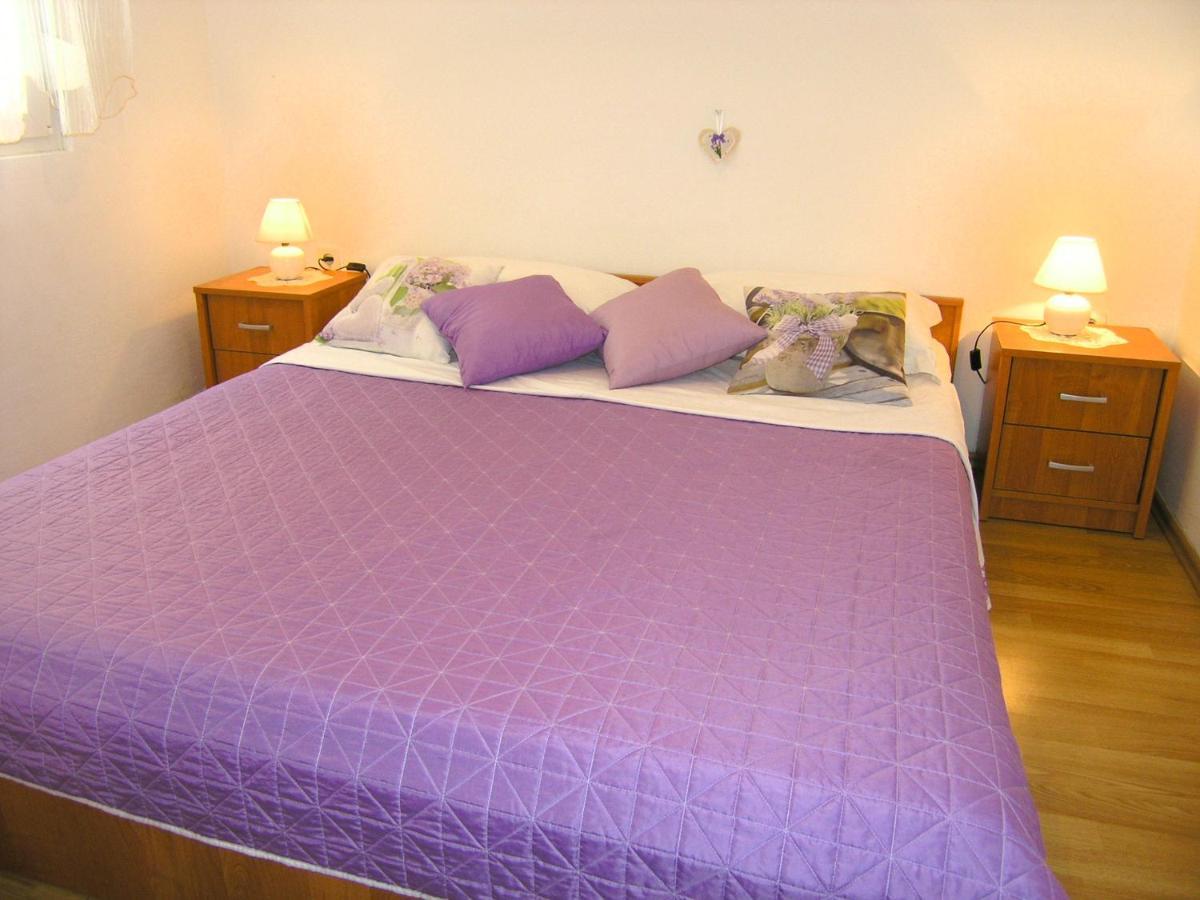 Apartman Samblic Veglia Exterior foto