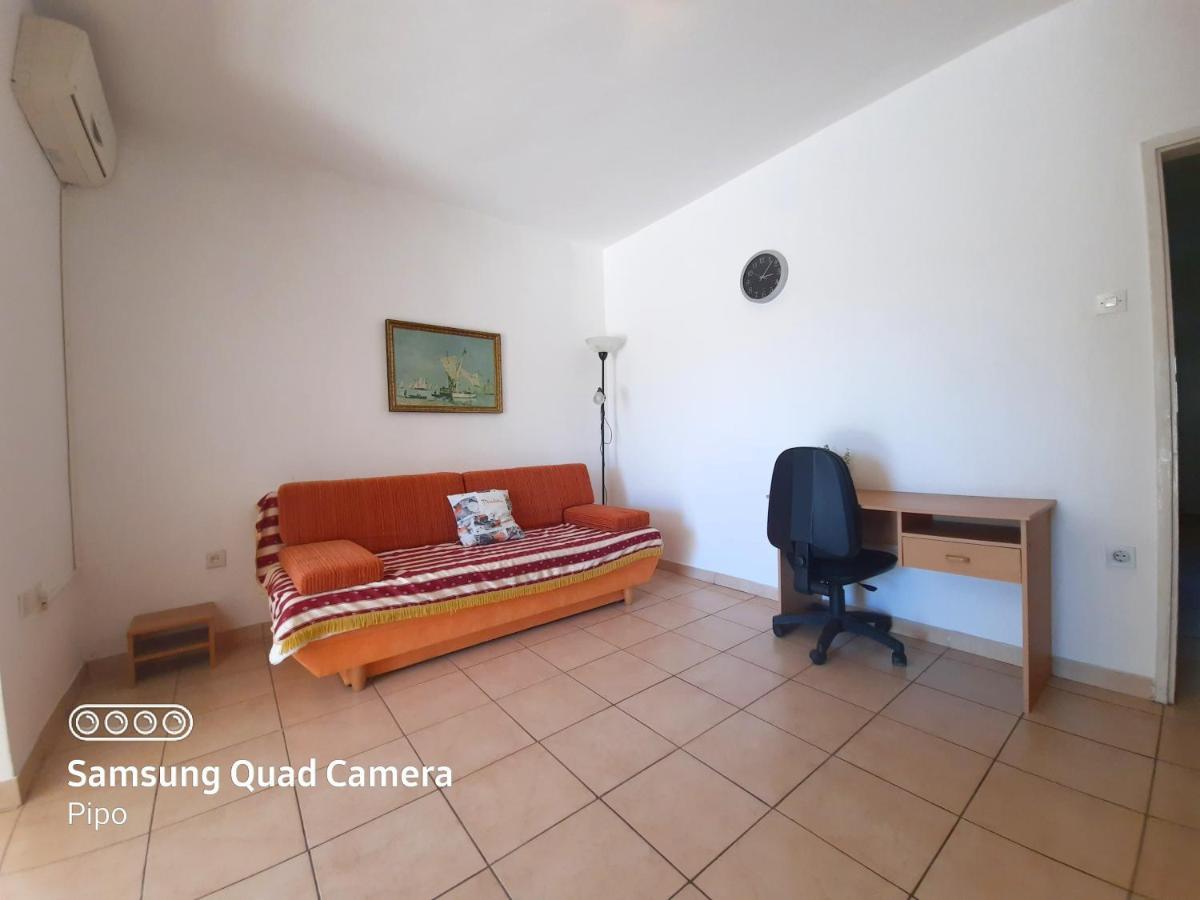 Apartman Samblic Veglia Exterior foto