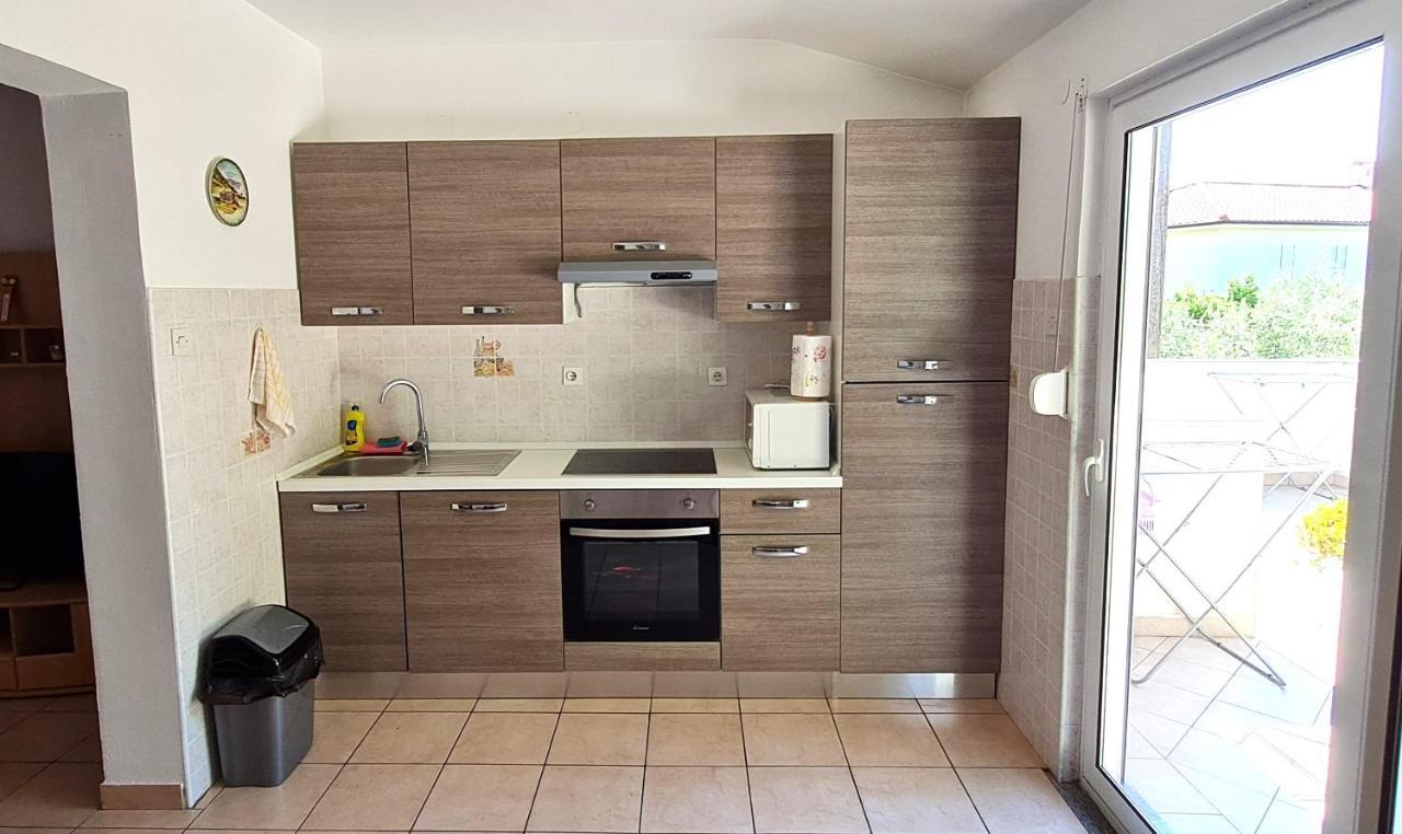 Apartman Samblic Veglia Exterior foto