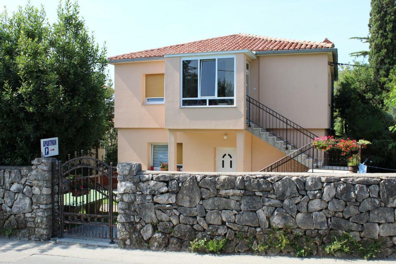 Apartman Samblic Veglia Exterior foto