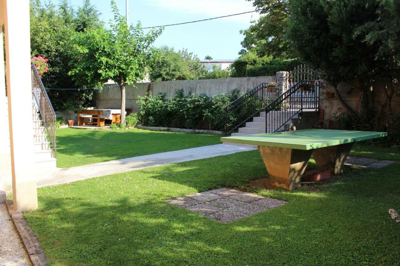 Apartman Samblic Veglia Exterior foto